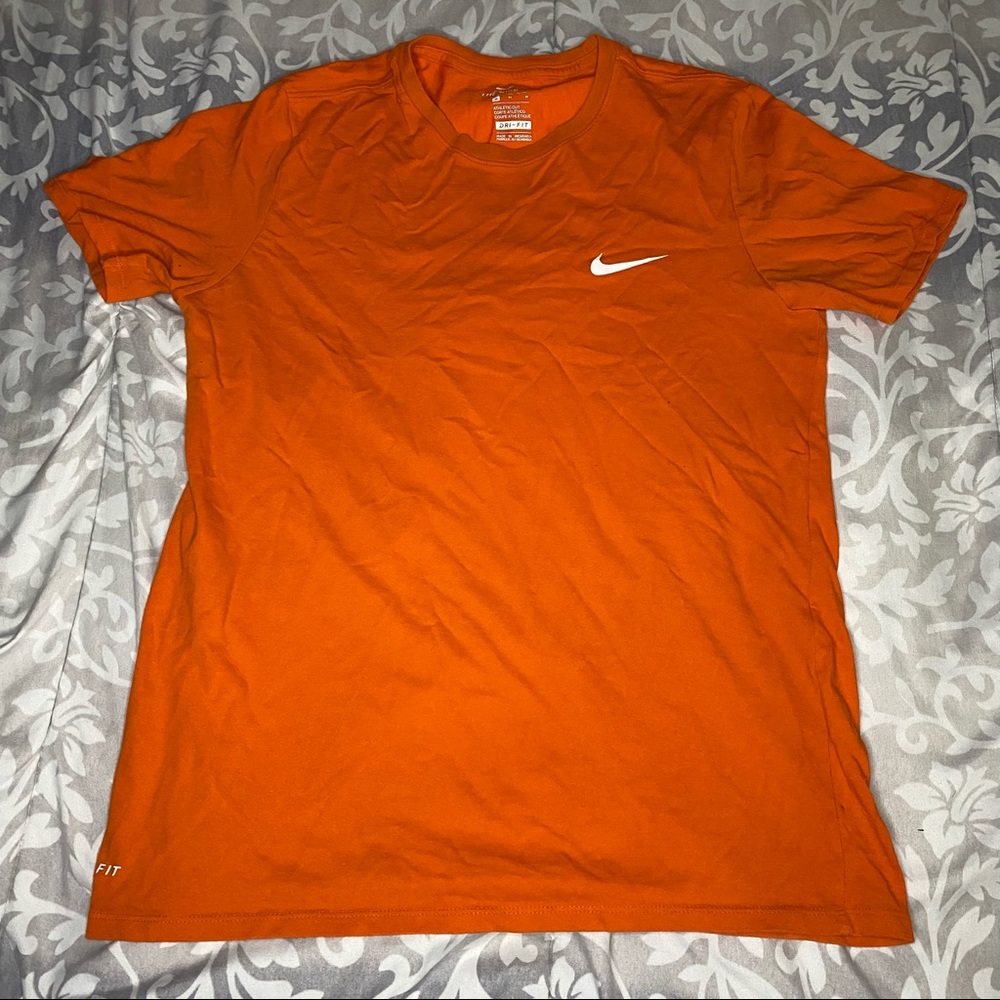 Nike dri-fit tee
